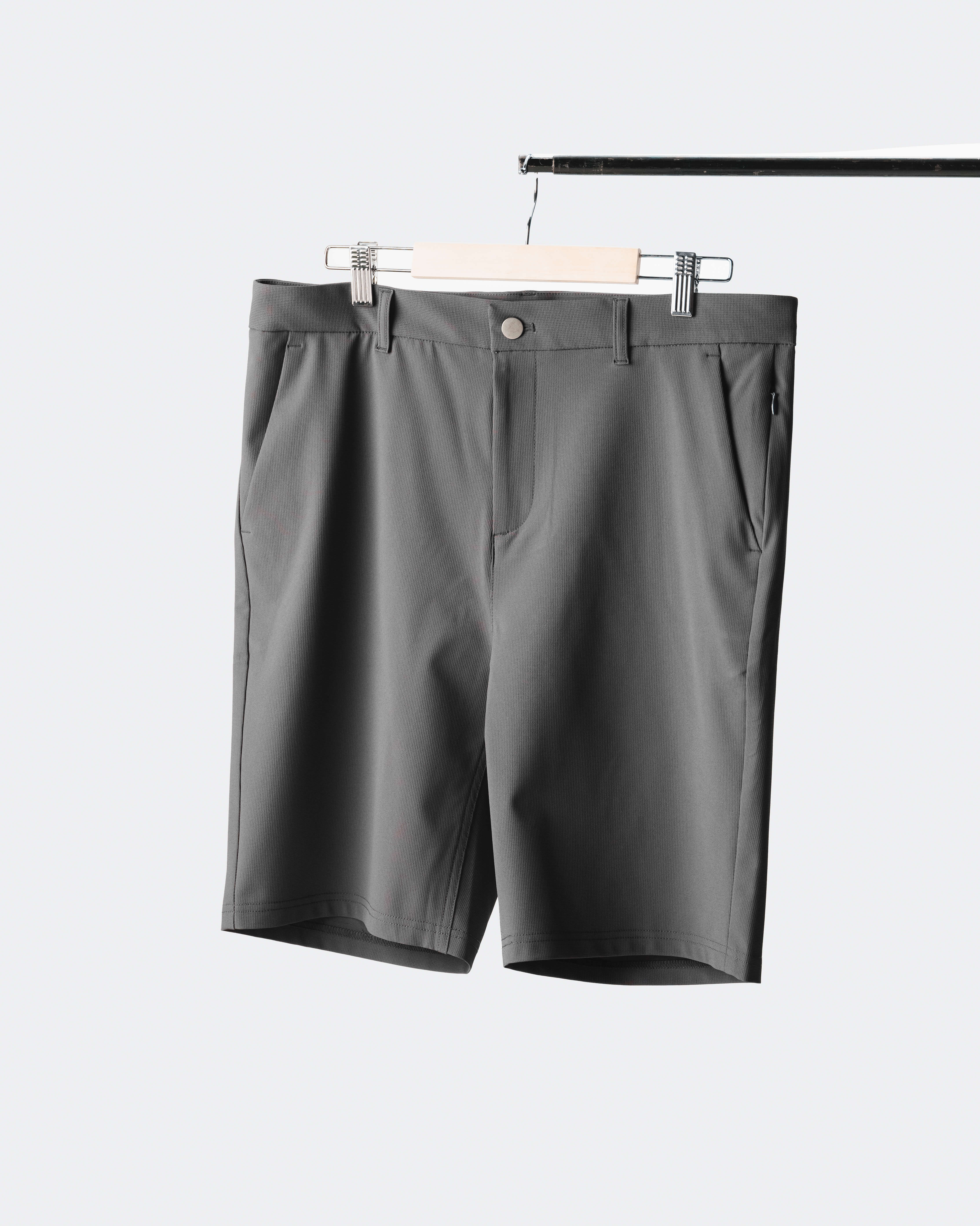 Tour LW Shorts - Asphalt